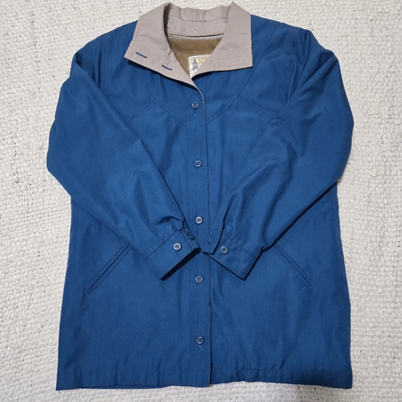 LONDON FOG Vintage Women's Blue Coat With Removable Tan Faux Fur Lining Size 8 - Picture 6 of 16